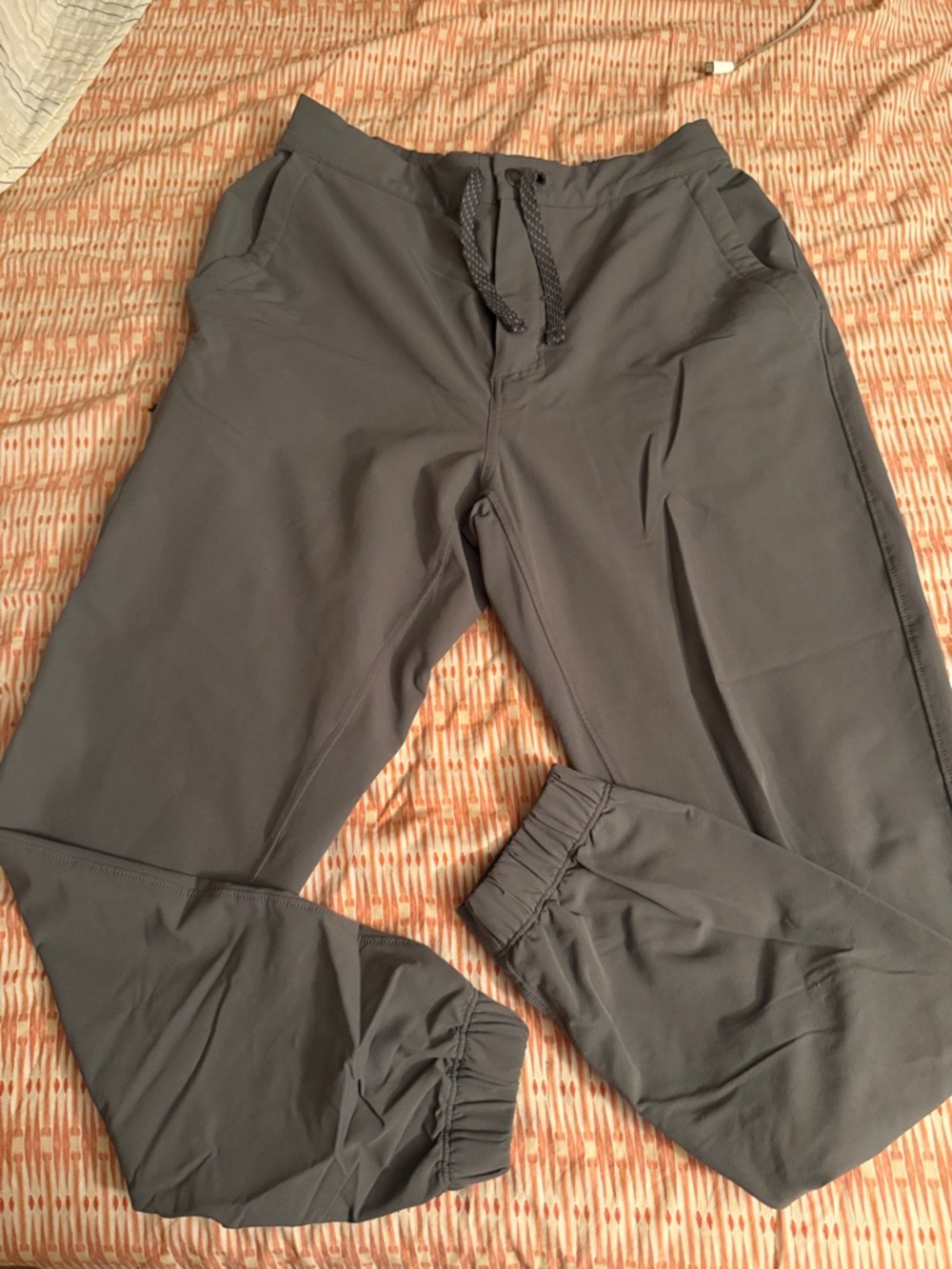 Men's Gray Drawstring Jogger Pants